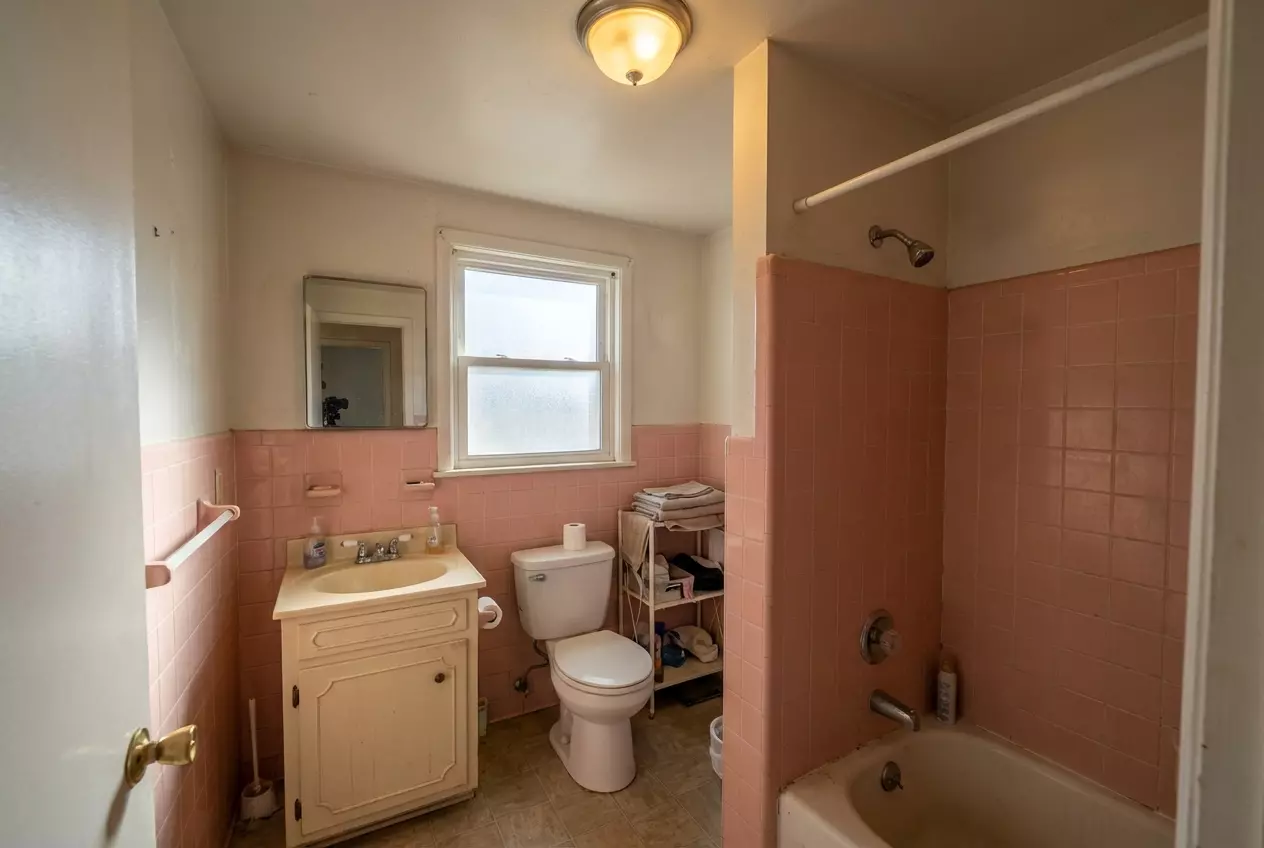 Before: Bathroom Update